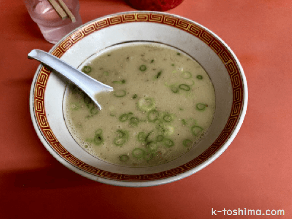 飯塚 長浜ラーメンのスープの画像